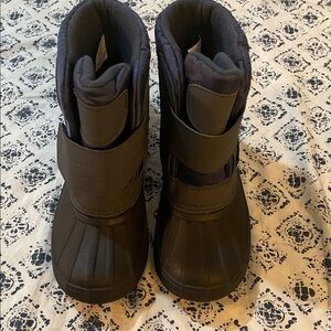 RuggedBear black/Navy insulated Velcro snow boots for kids